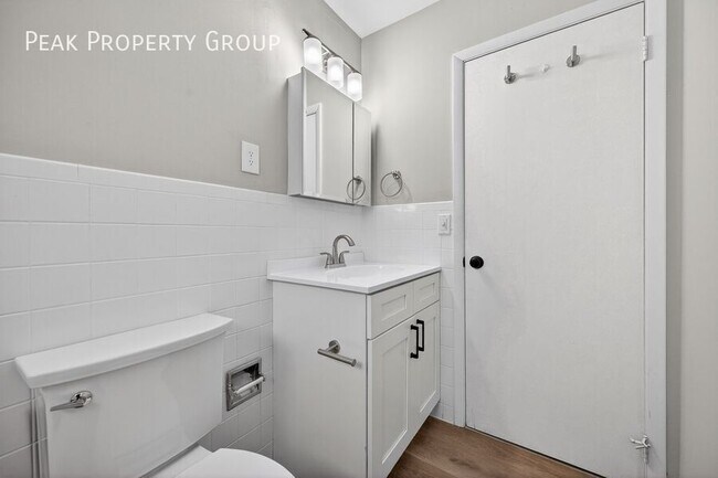 Foto del edificio - 6419 Montgomery Rd