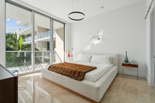 Building Photo - 3470 E Coast Ave