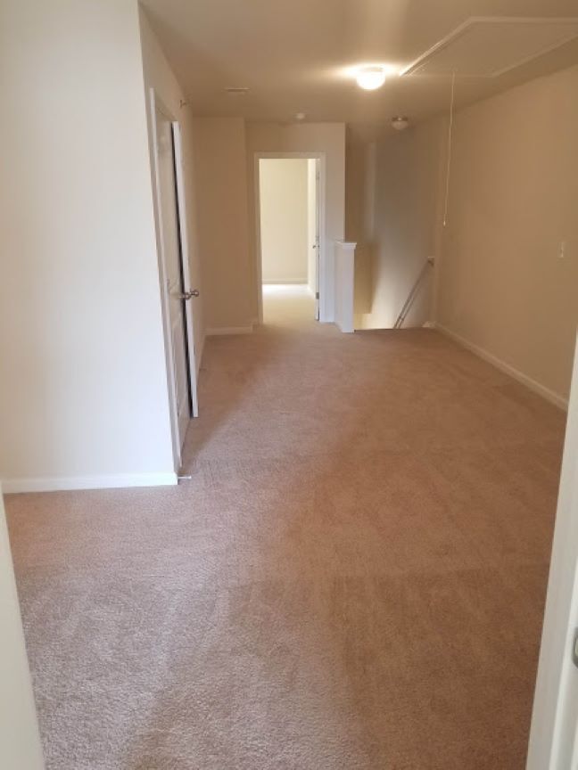 Building Photo - 2105 Belmont Cir NE