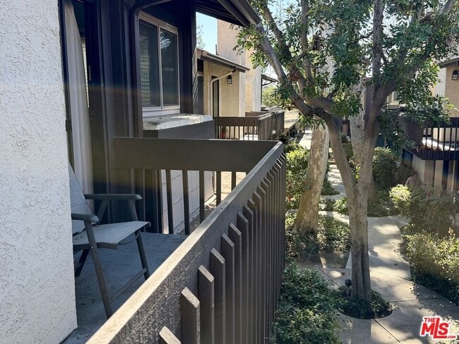 Foto del edificio - 6716 Clybourn Ave