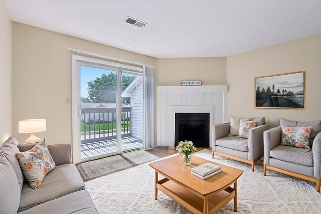 Interior Photo - Winding Brook Apartments