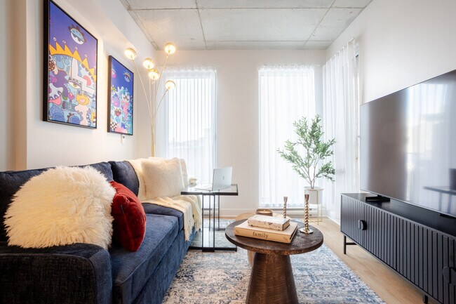 Photo du bâtiment - 450 Rue Saint-François-Xavier-SI ID1602212P