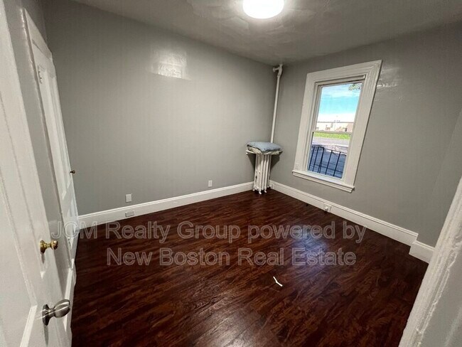 Foto del edificio - 64 Hollis St