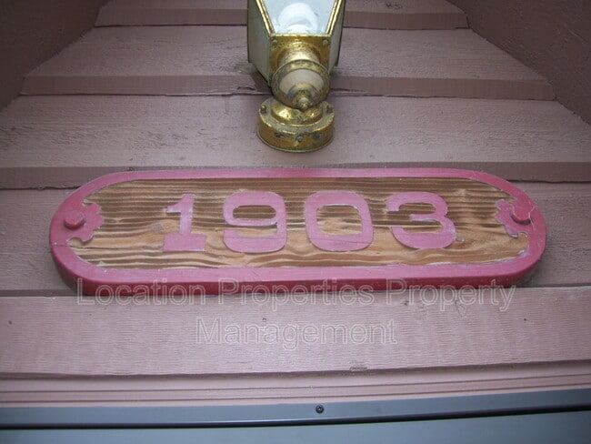 Foto del edificio - 1903 W 3rd St