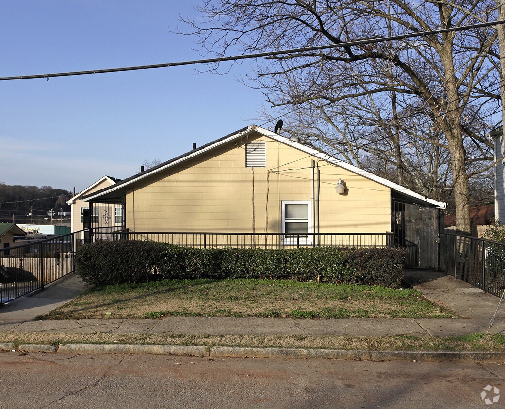 Building Photo - 1181 SW Garibaldi St