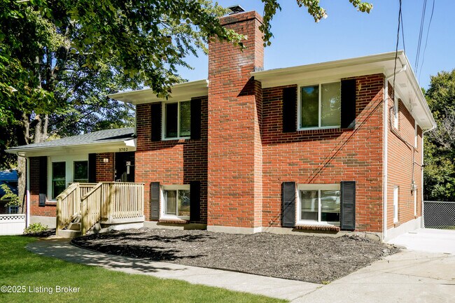 Foto del edificio - 3702 Iron Horse Way