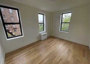 Building Photo - 32-86 33rd St