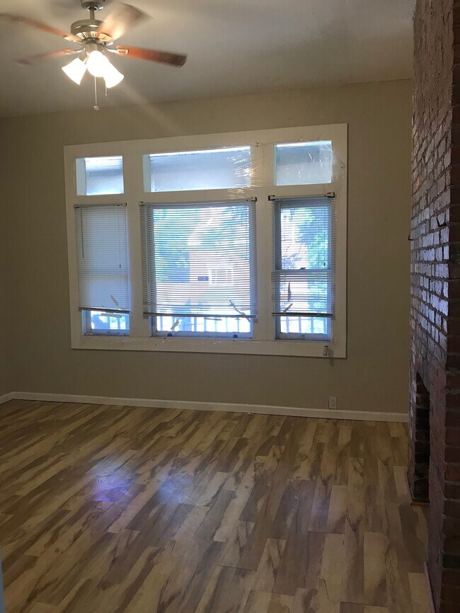 Building Photo - 3452 McClure Ave