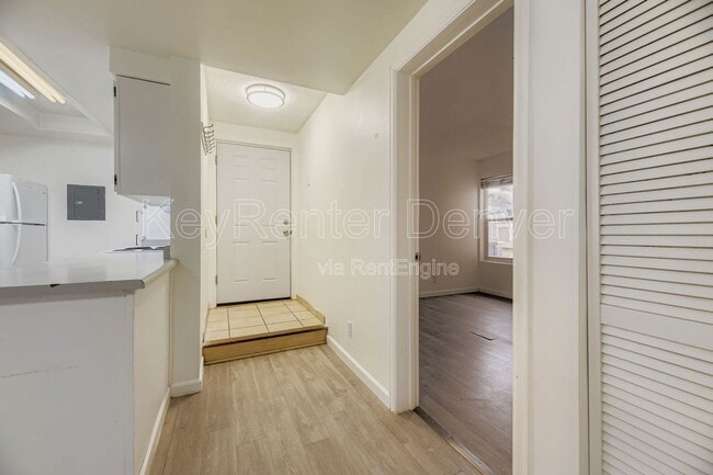 Foto del edificio - 2929 W Floyd Ave