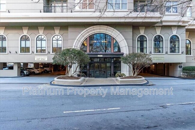 Foto del edificio - 3334 Peachtree Rd NE