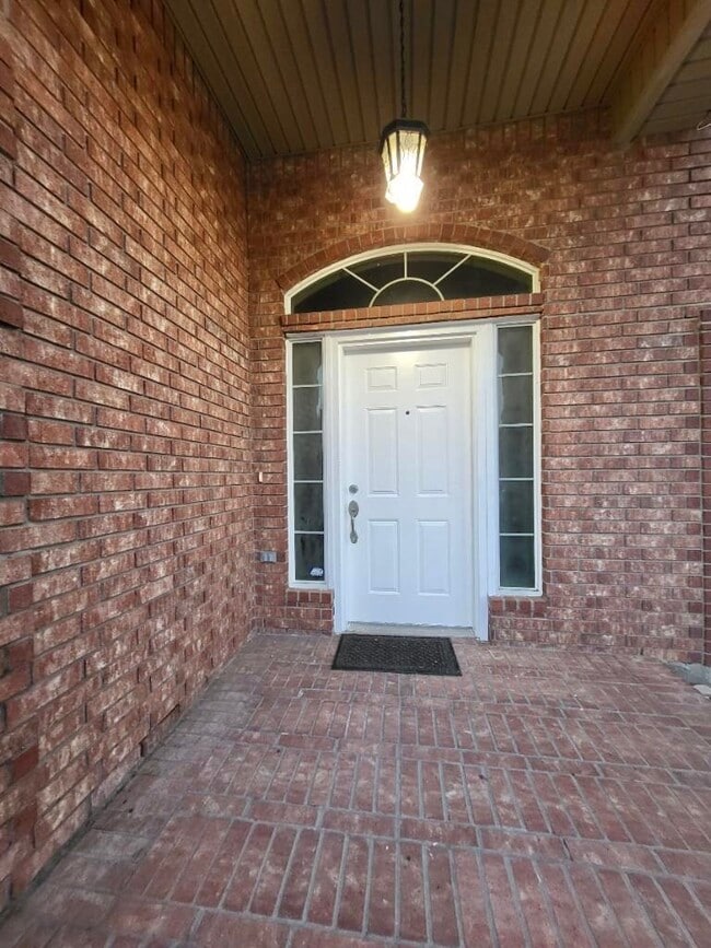 Building Photo - 10611 Sunswept Fields Ln