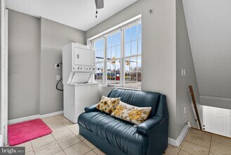 Building Photo - 4668 York Rd