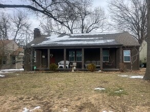 Building Photo - 2533 E 19th St