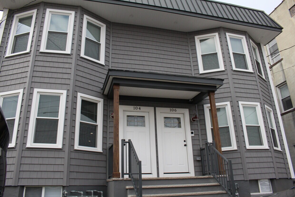 104 Hawthorne St, Roselle Park, NJ 07204 Apartments in Roselle Park