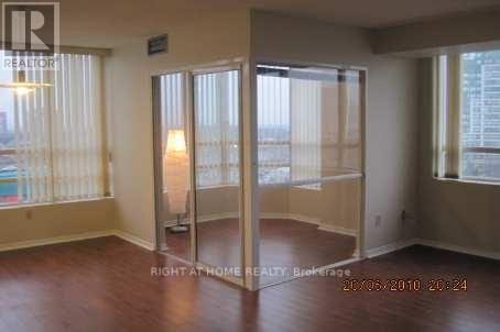 Building Photo - 50 Kingsbridge Garden Cir