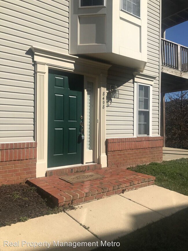 Foto del edificio - 3 br, 4 bath House - 8408 Lily Ln
