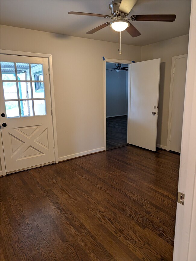 Building Photo - 6709 Cotton Dr