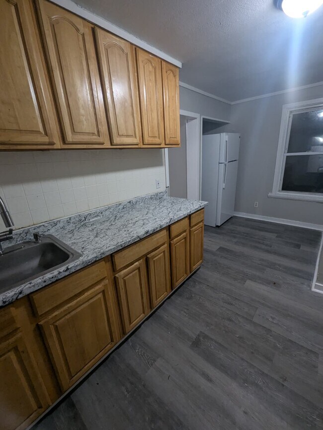 Building Photo - 135 County St