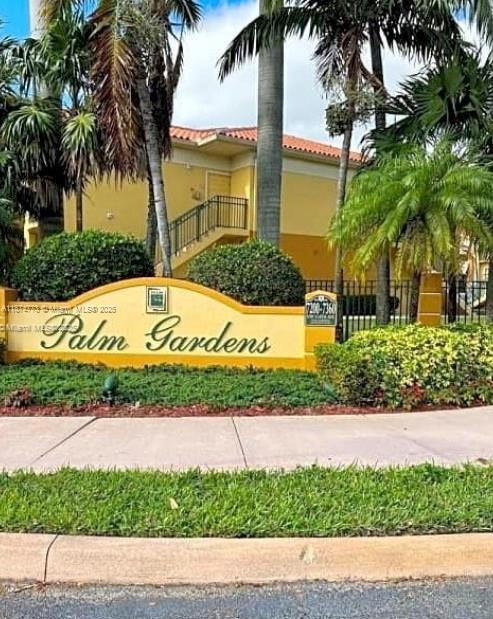 Foto principal - 7300 NW 114th Ave