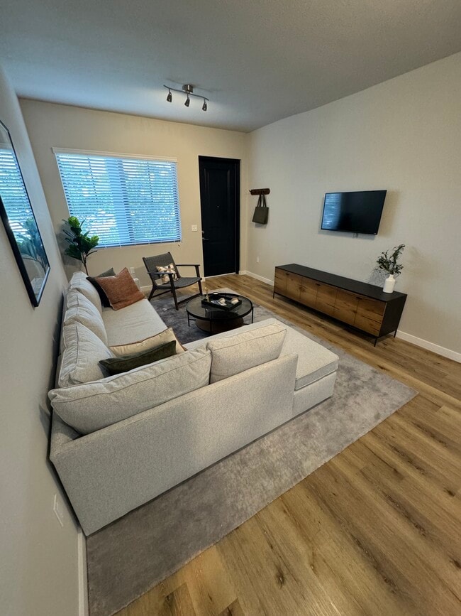 Foto del edificio - 3423 W 110th St