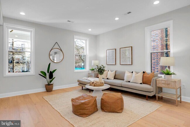 Foto del edificio - 227 S St NW