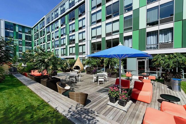 Foto del edificio - 250 N 10th St