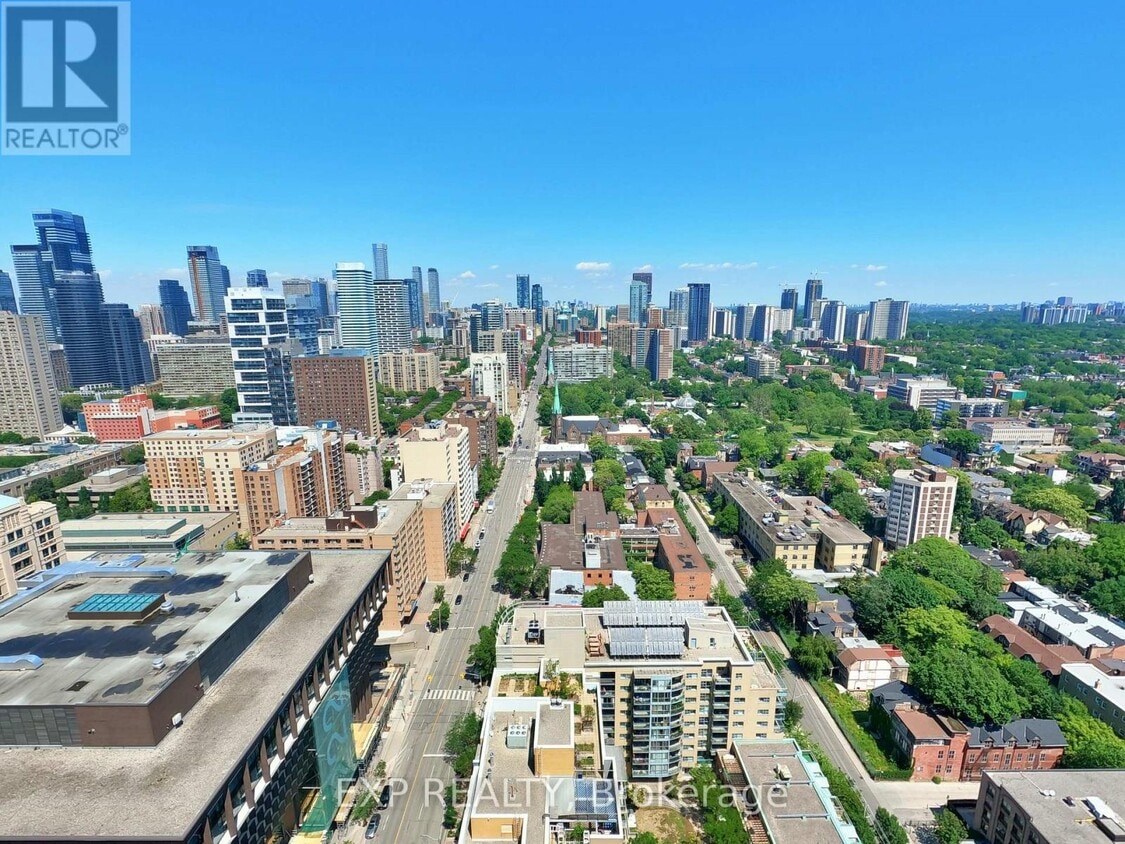 Primary Photo - 251-3251 Jarvis St