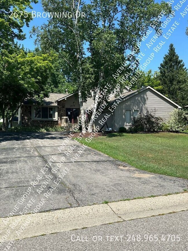 Foto del edificio - 2675 Browning Dr