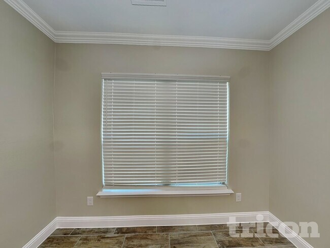 Foto del edificio - 210 Morning Glory Pl