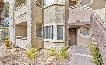 Building Photo - 5002 S Rainbow Blvd