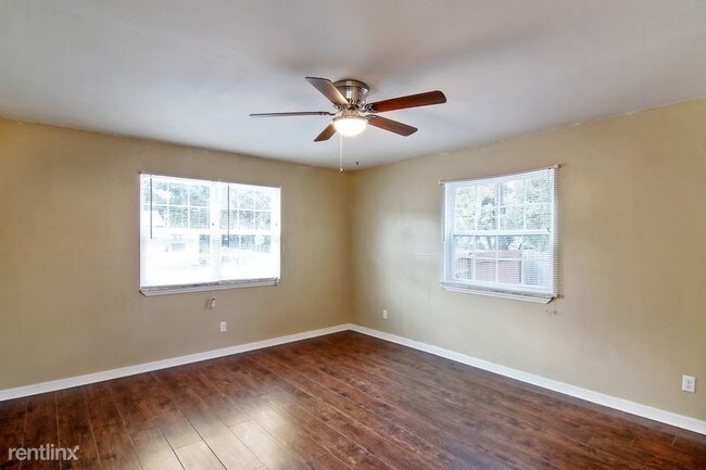 Building Photo - 3 br, 2 bath House - 420 S NASSAU ST