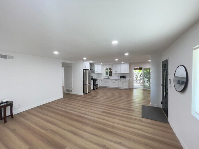 Foto del edificio - 2243 S Otterbein Ave
