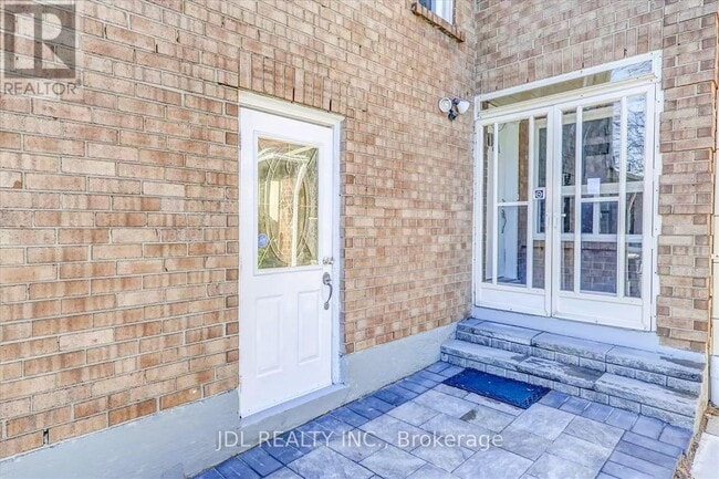 Building Photo - 40 Houndtrail Dr