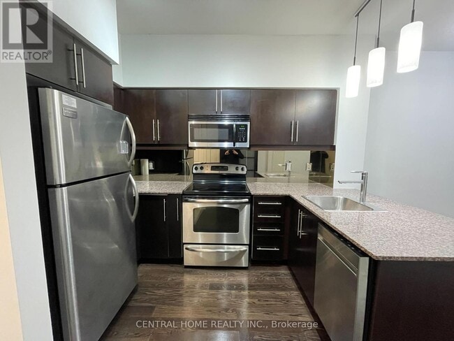 Building Photo - 2885 Bayview Ave