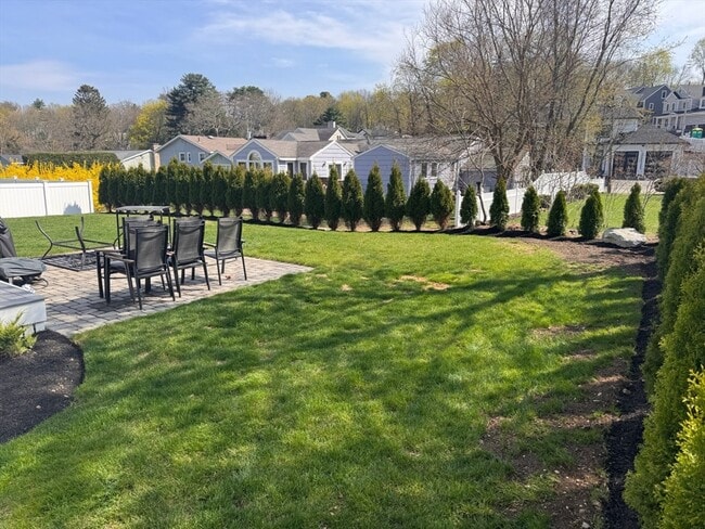 Building Photo - 119 Woodbine Cir