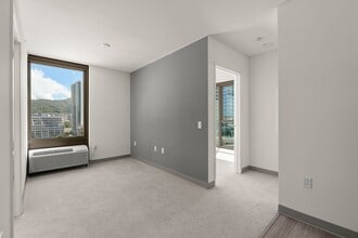 Building Photo - 1390 Kapiolani Blvd