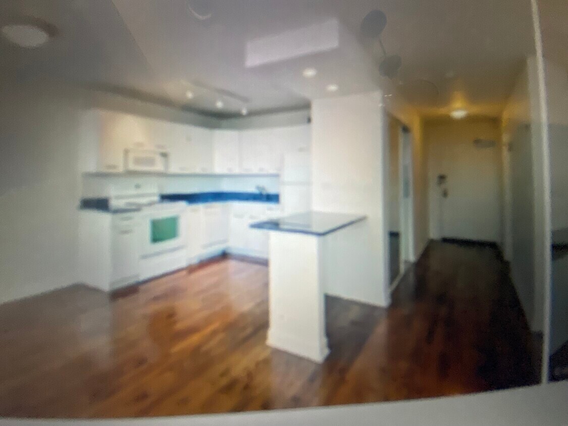 Primary Photo - 3550 N Lake Shore Dr