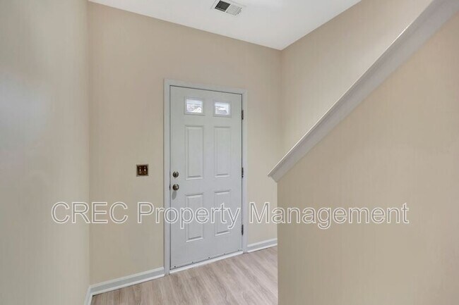 Building Photo - 140 Buchanan Cir