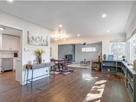 Photo - 2090 S Wolff St House