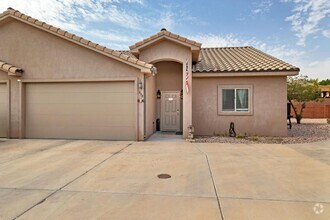 Building Photo - 358 N 2480 W