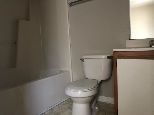 Photo - 312 Ardale Dr Townhome