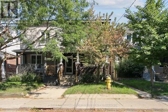 Building Photo - 33 Barrington Ave