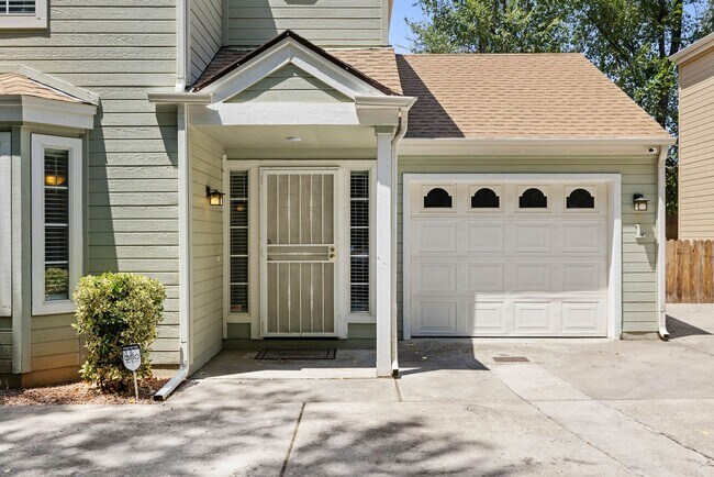 Foto del edificio - 741 Gail Gardner Way