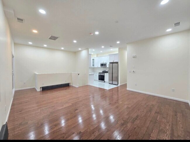 Foto del edificio - 276 Prescott Ave
