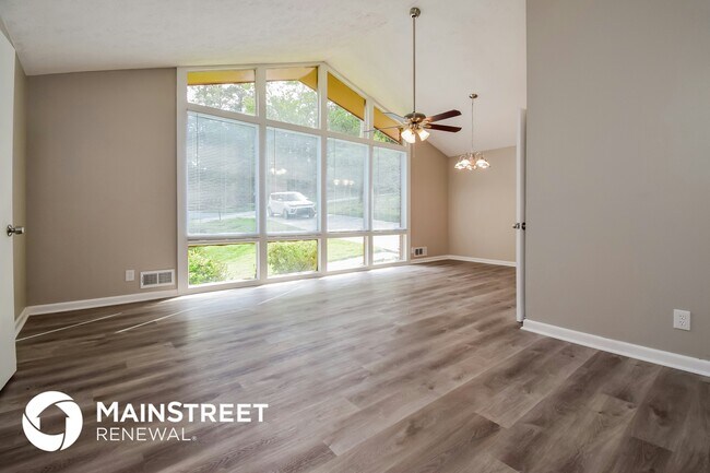 Foto del edificio - 2067 Monterey Dr