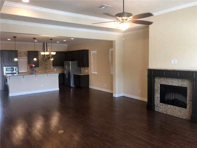 Building Photo - 14506 Dragonet St