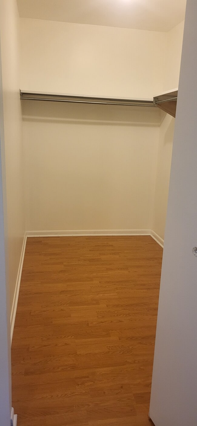 Foto del edificio - 7624 Polk St