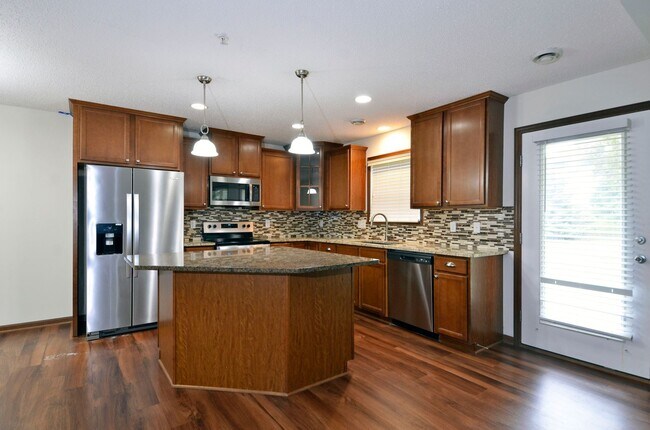Foto del edificio - 15610 60th Ave N