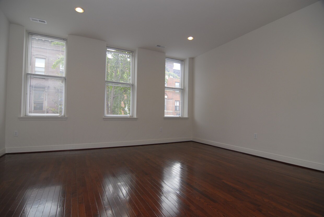 Primary Photo - Modern Apartment with Beautiful Finishes