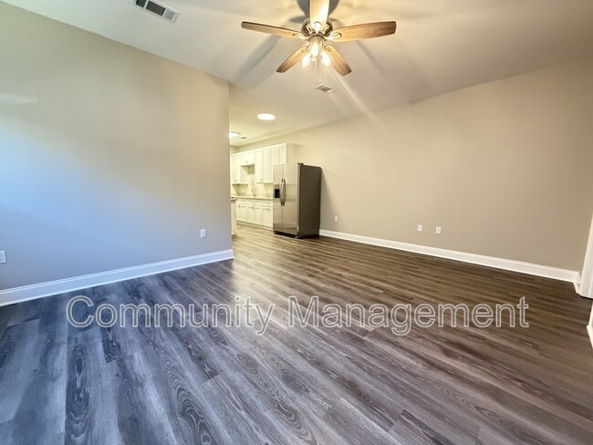 Foto del edificio - 13424 Lonnie Wascom Rd